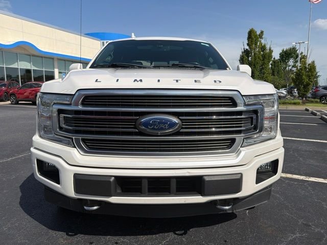 Used 2018 White Platinum Clearcoat Metallic Ford Limited image 3