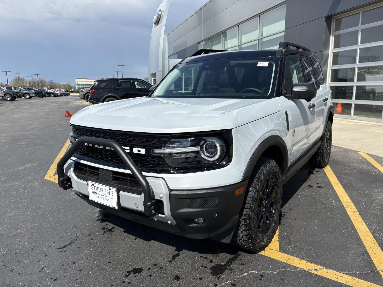 New 2026 Space White Metallic Ford Outer Banks® image 3