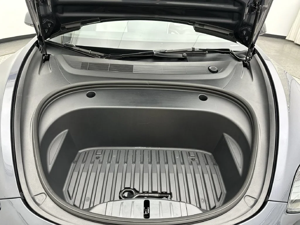 Used 2023 Black Tesla Long Range image 26
