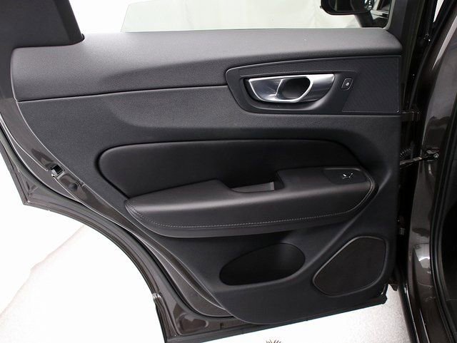2023 Volvo XC60 Plus - Photo 25