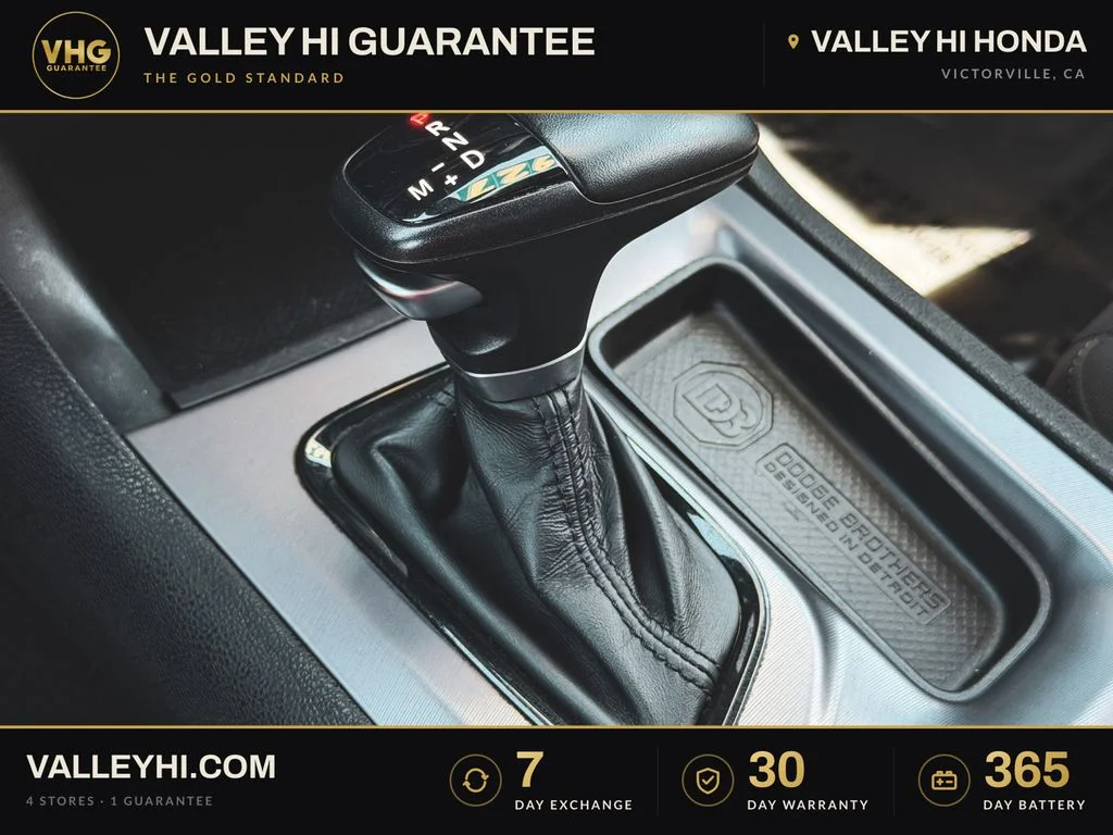 Used 2023 Silver Dodge SXT image 27