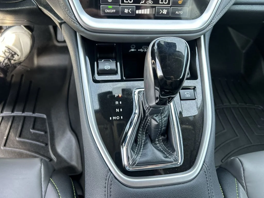 Used 2024 Silver Subaru Onyx Edition XT image 25