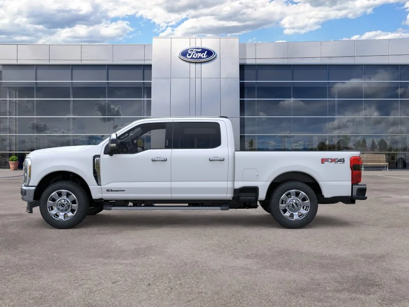 New 2026 Star White Metallic Tri-Coat Ford LARIAT image 3