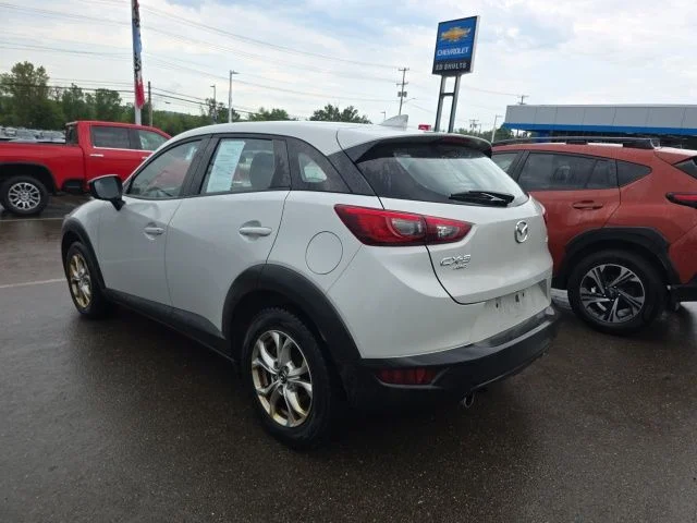 Used 2017 White Mazda Sport image 10