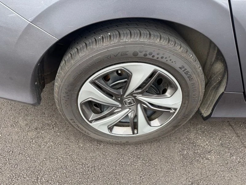 Used 2019 Silver Honda LX image 14
