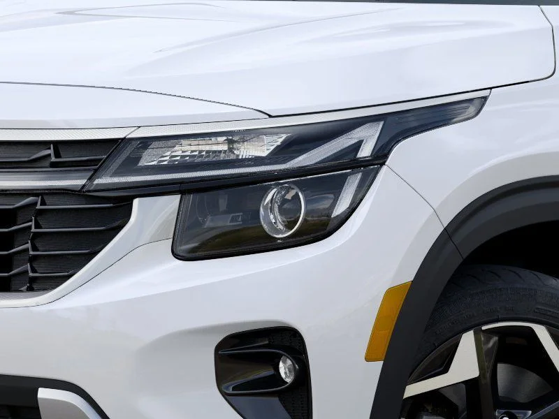 2025 Kia Seltos S - Photo 11