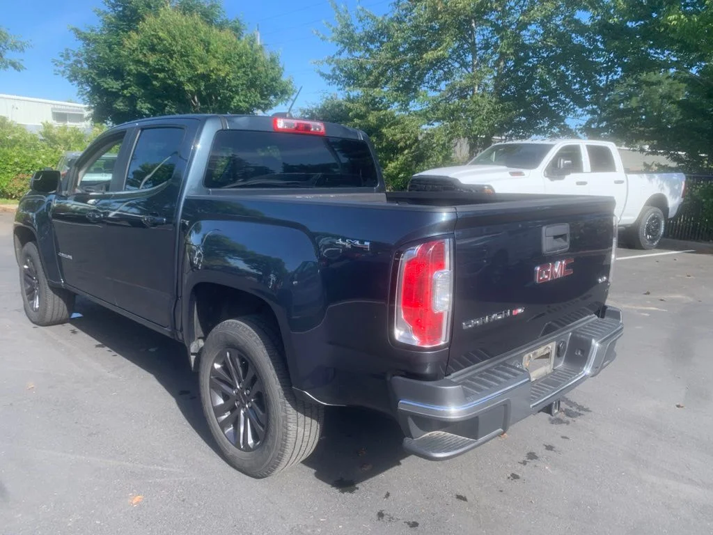Used 2019 Dark Sky Metallic GMC SLE1 image 2
