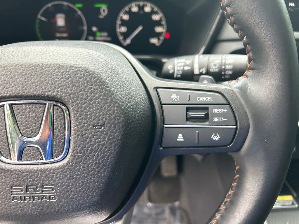 Used 2025 White Honda Sport-L image 22