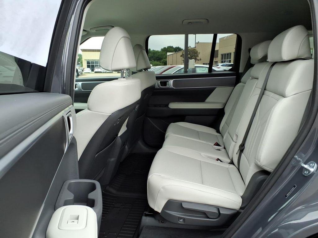 New 2026 Gray Hyundai SEL image 9