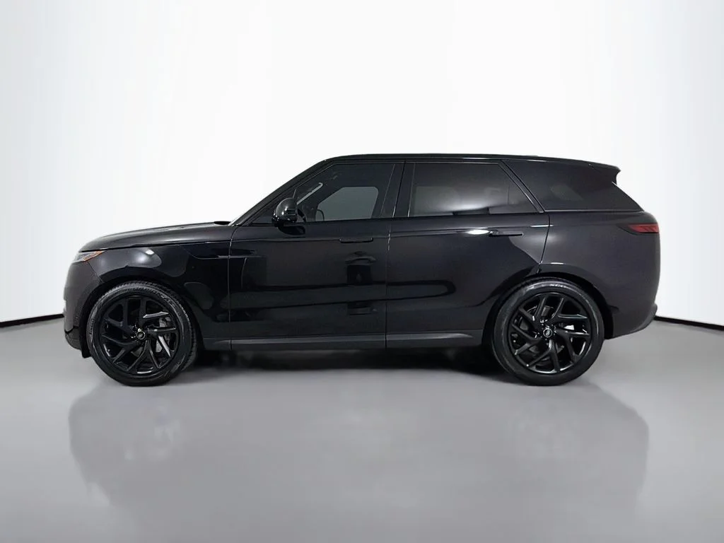 Used 2023 Black Land Rover SE image 8