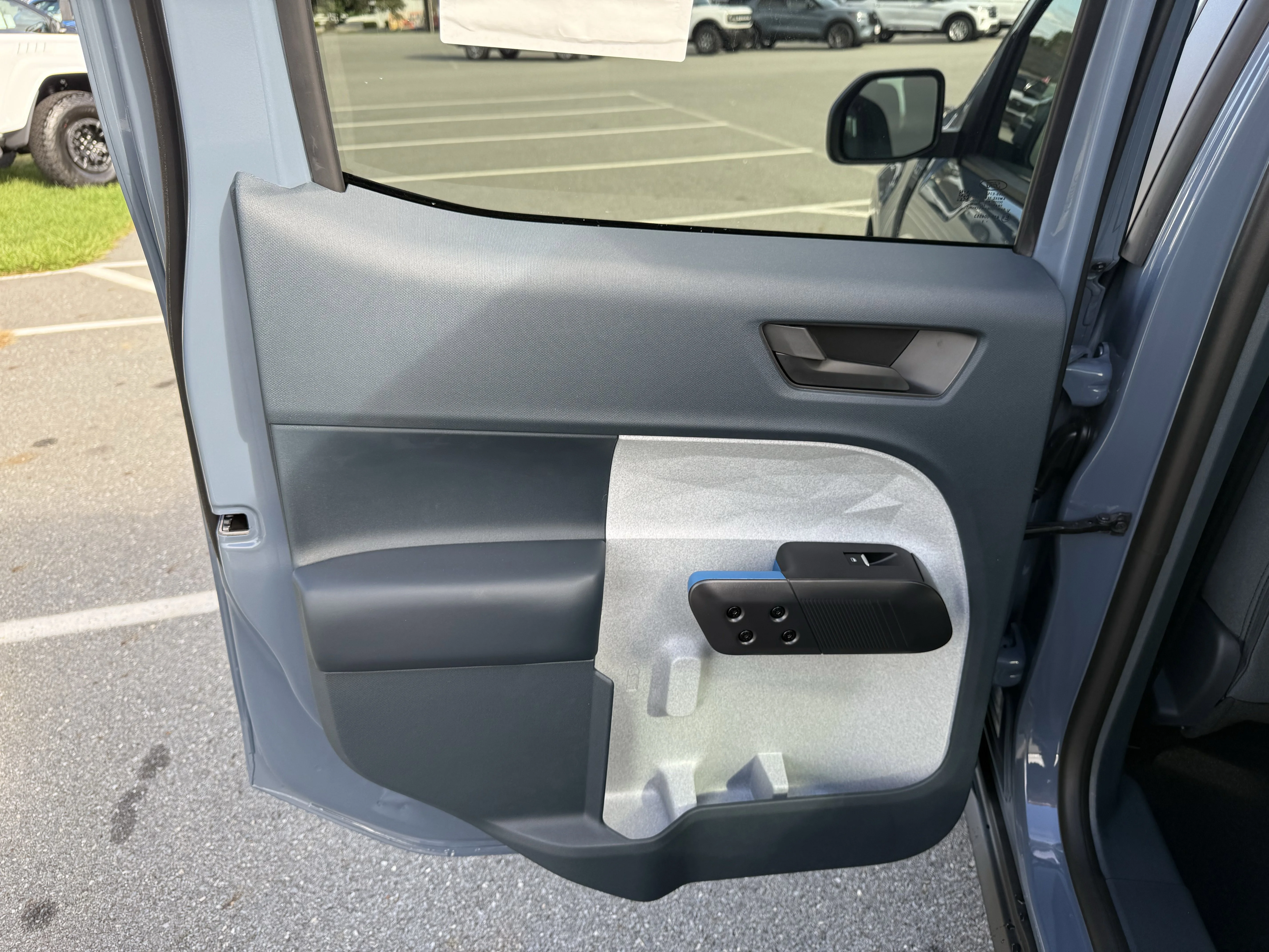 2025 Ford Maverick XLT - Photo 27
