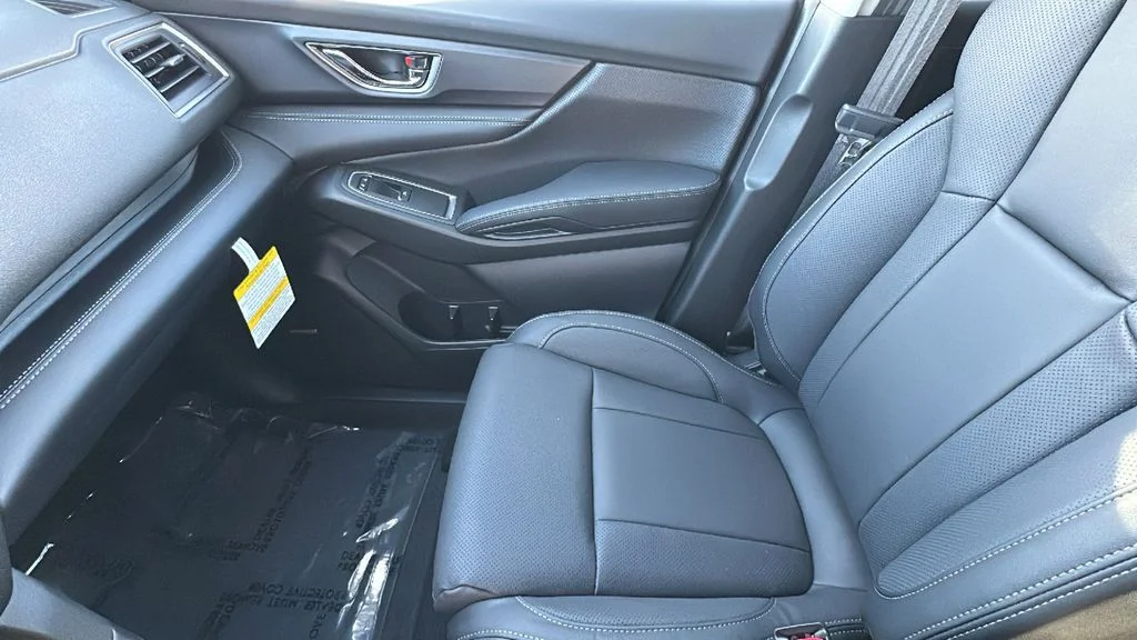 2026 Subaru Ascent Limited - Photo 12