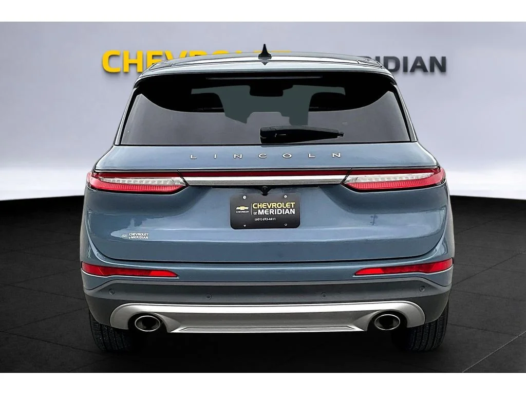 Used 2023  Lincoln Standard image 4