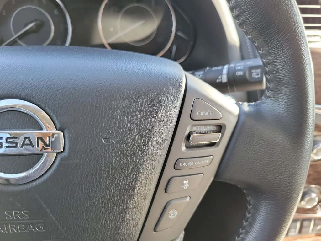 Used 2018 Black Nissan SL image 32