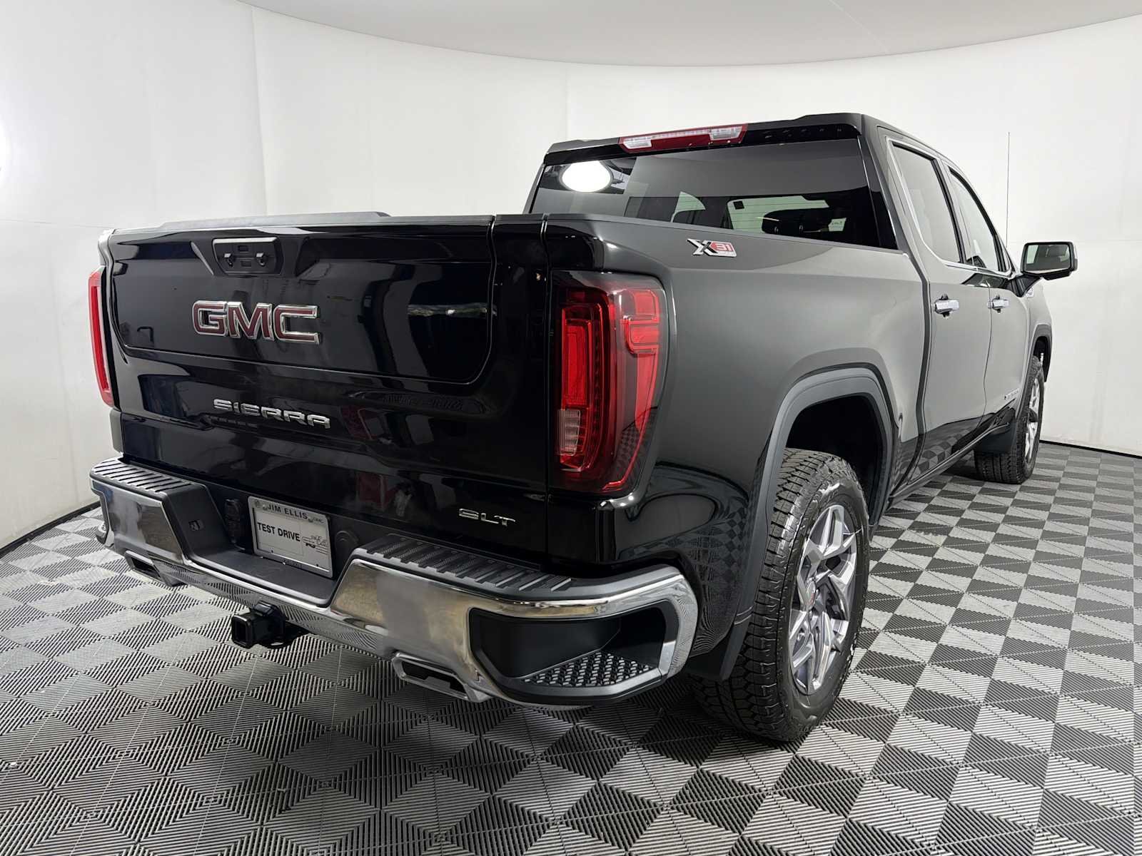 New 2026 Onyx Black GMC SLT image 6