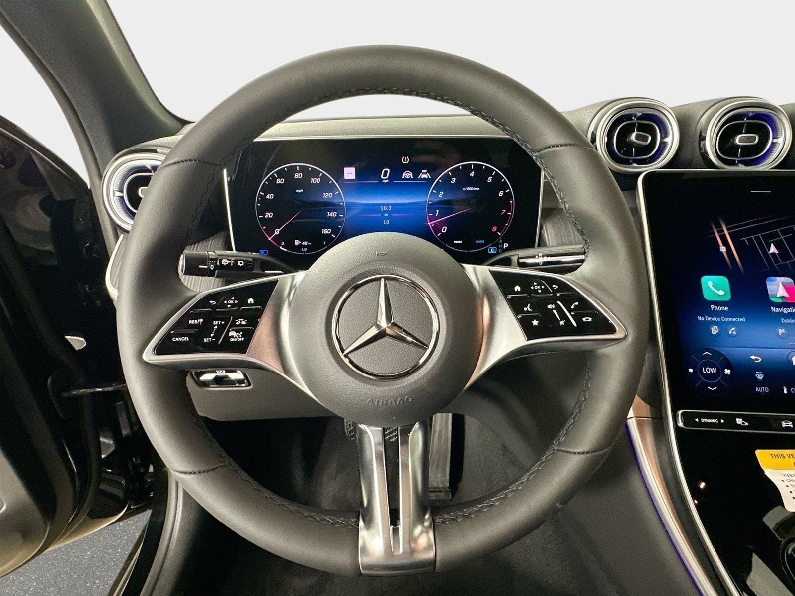 Used 2026  Mercedes-Benz GLC 300 image 11