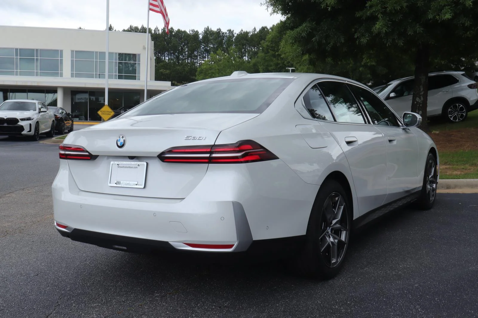 New 2027 Mineral White Metallic BMW 530i image 6