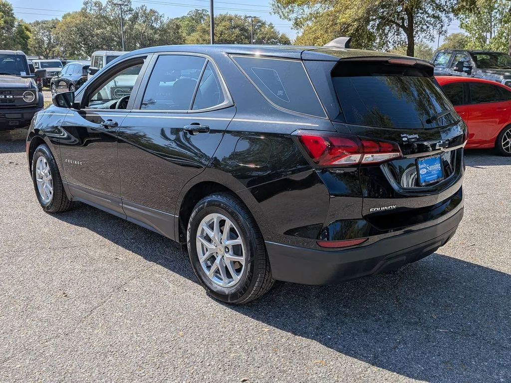Used 2022 Black Chevrolet LS image 2