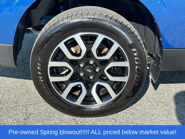 Used 2024 Blue Ford Lariat image 11