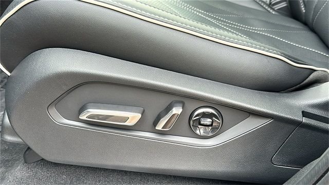 New 2026 Solar Silver Metallic Acura Advance Package image 11
