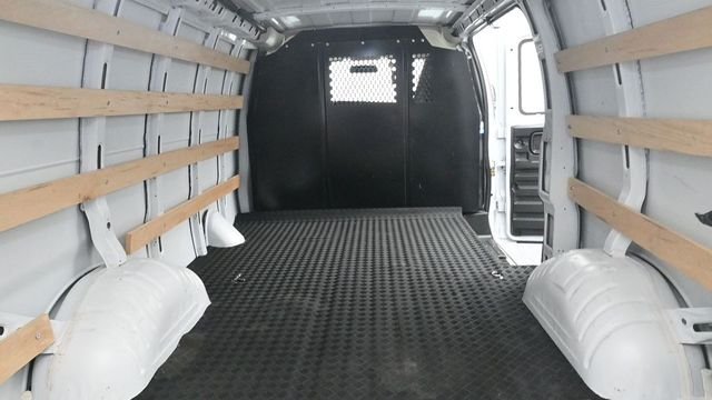 Used 2025 White GMC Work Van image 13