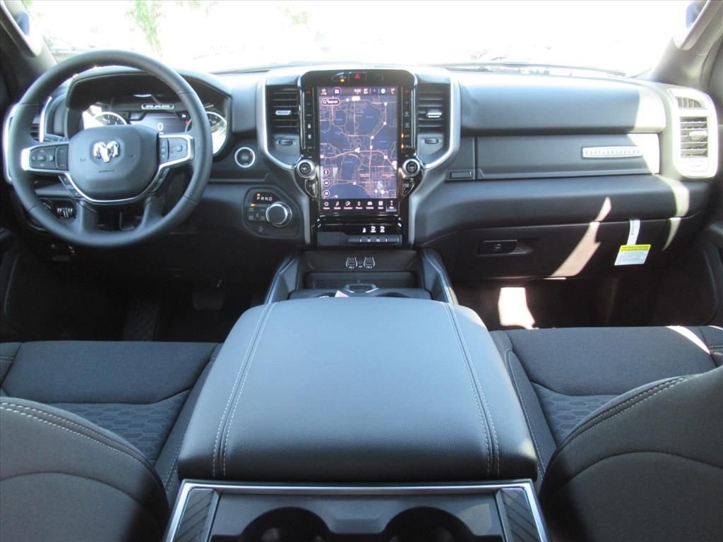 New 2026 Diamond Black Crystal Pearlcoat RAM Big Horn/Lone Star image 12