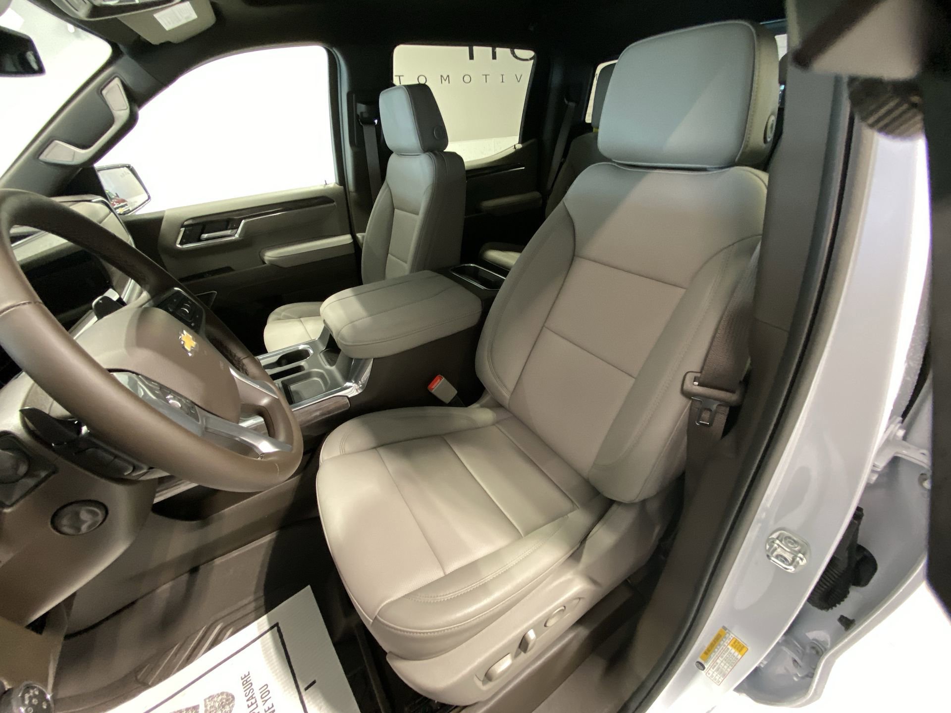 2026 Chevrolet Silverado 1500 LTZ - Photo 18