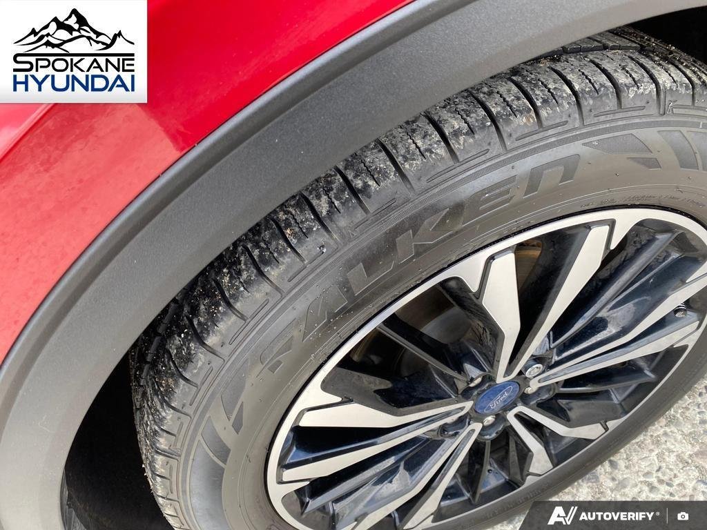 Used 2022 Rapid Red Metallic Tinted Clearcoat Ford SE image 10