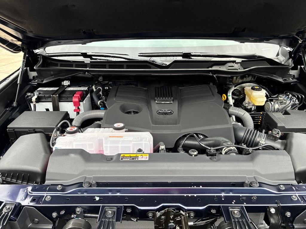 2026 Toyota Tundra Limited - Photo 52
