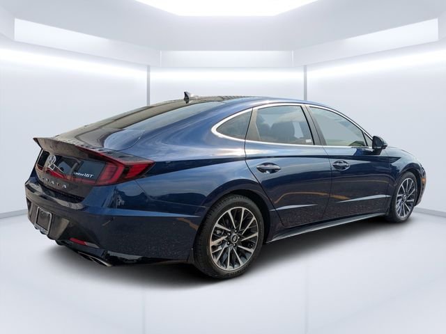 Used 2020 Blue Hyundai Limited image 3