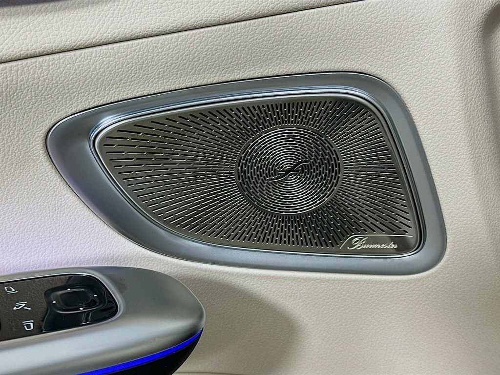 New 2026 Polar White Mercedes-Benz C 300 image 19