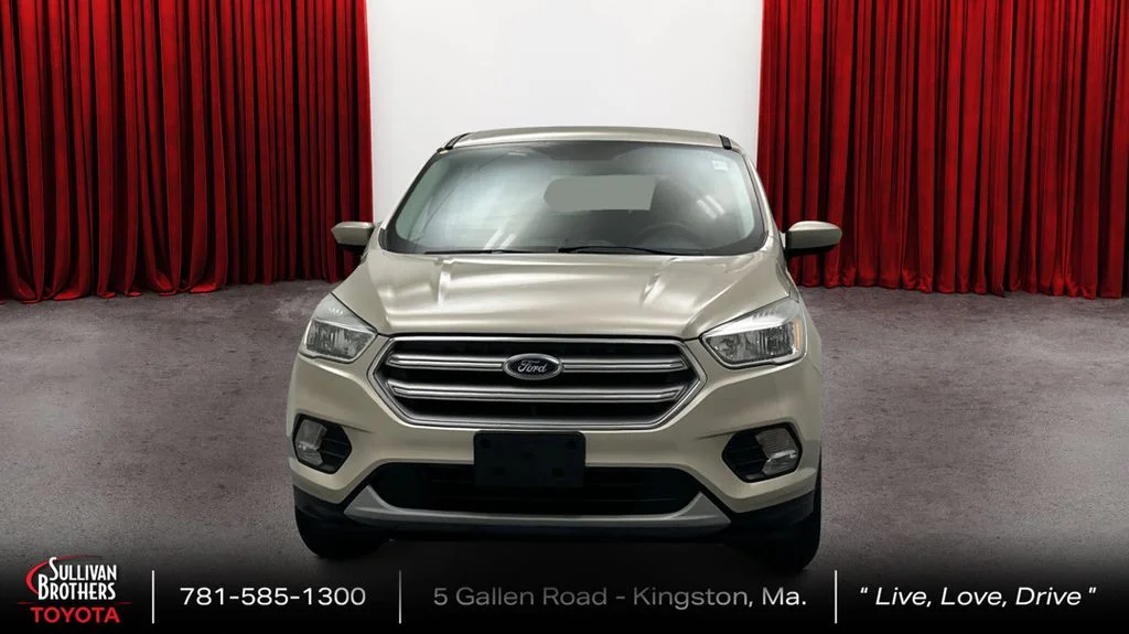 Used 2017 Ford Escape SE with VIN 1FMCU9GD0HUD14102 for sale in Kingston, MA