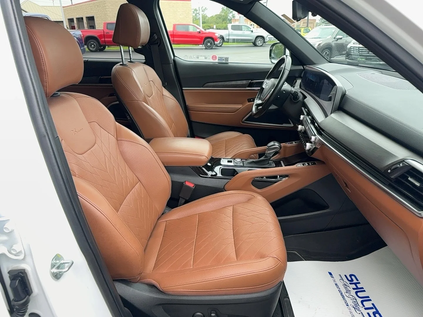 Used 2024 White Kia SX X-LINE image 37