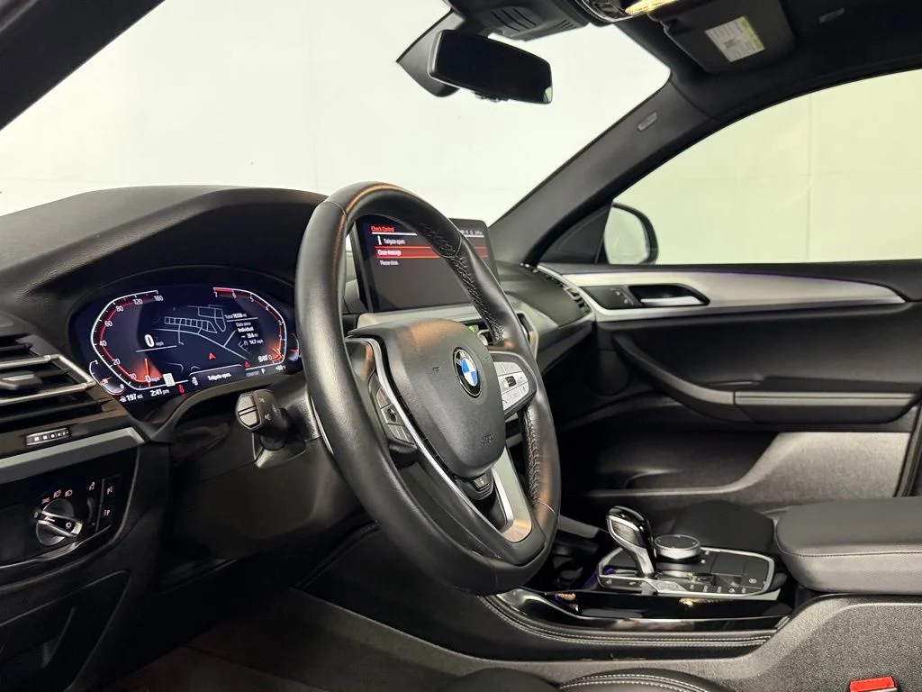 Certified Used 2025 Black BMW xDrive30i image 21