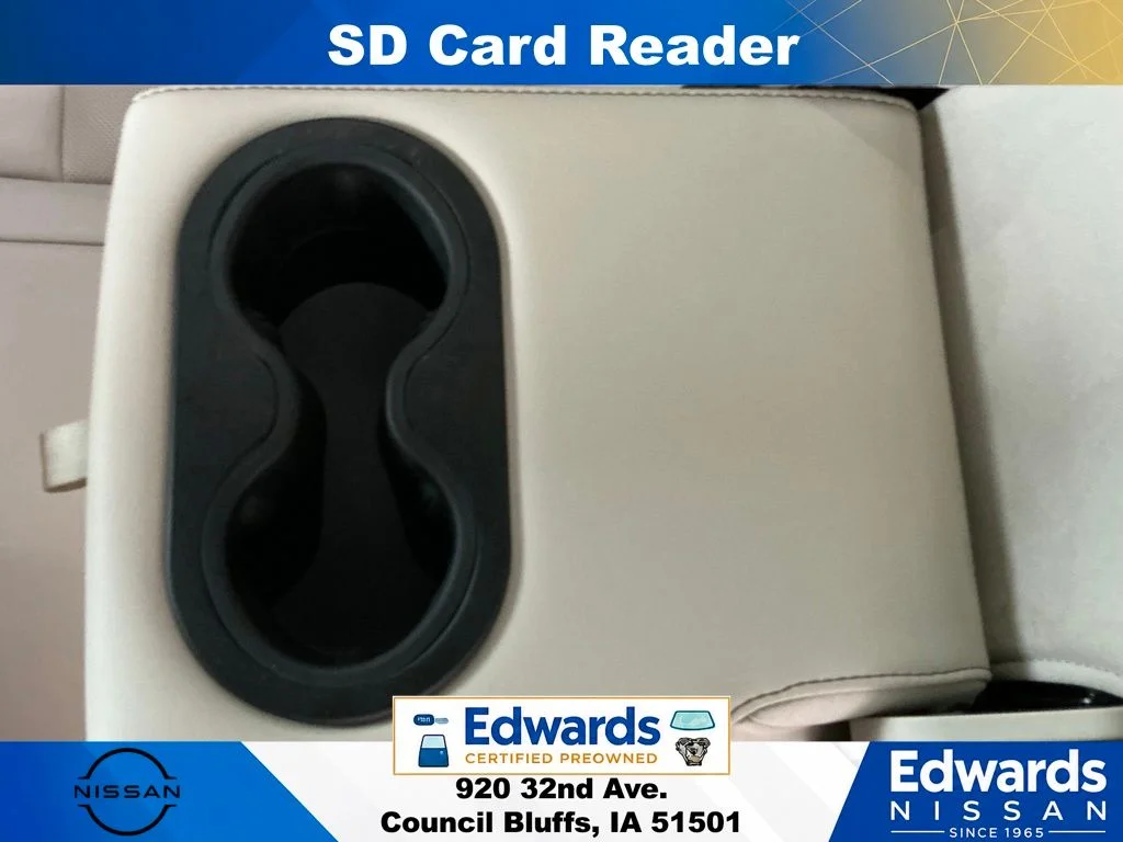 Used 2019 Blue Cadillac Sport image 18