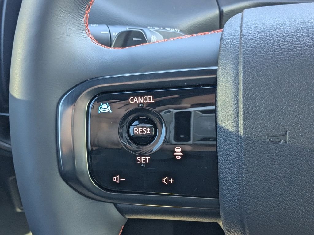 2025 Nissan Armada PRO-4X - Photo 23