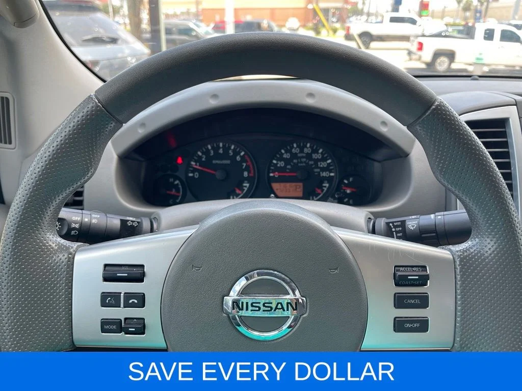Used 2015 Red Nissan SV image 7