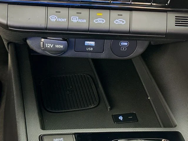 New 2026 Hyundai ELANTRA SEL Sport
