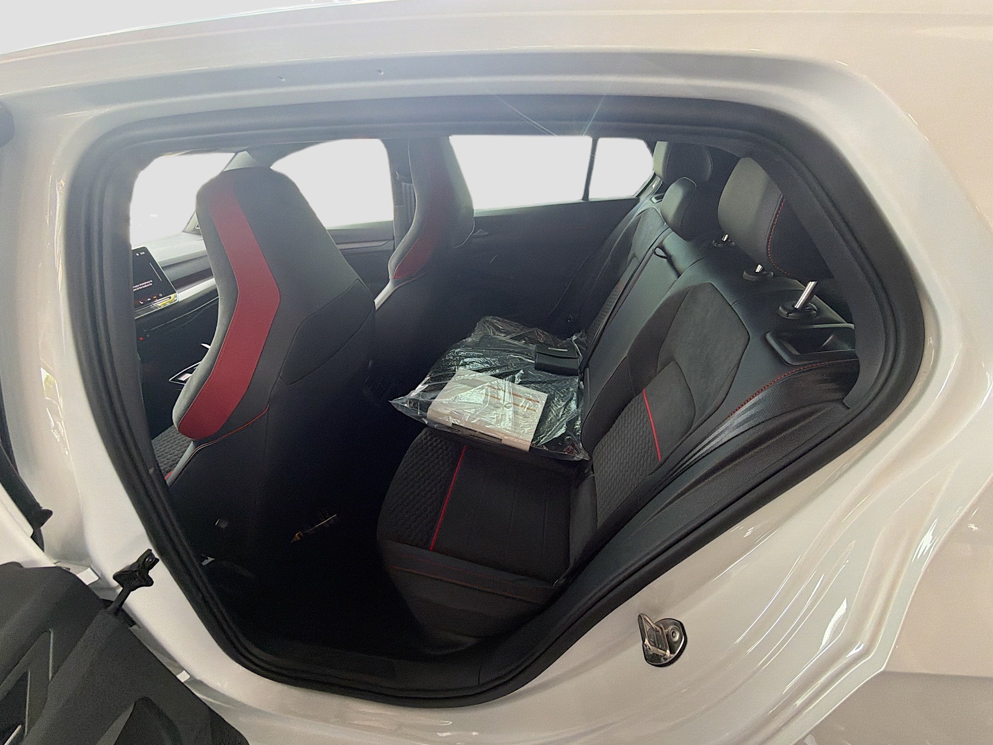 2026 Volkswagen Golf GTI SE - Photo 20