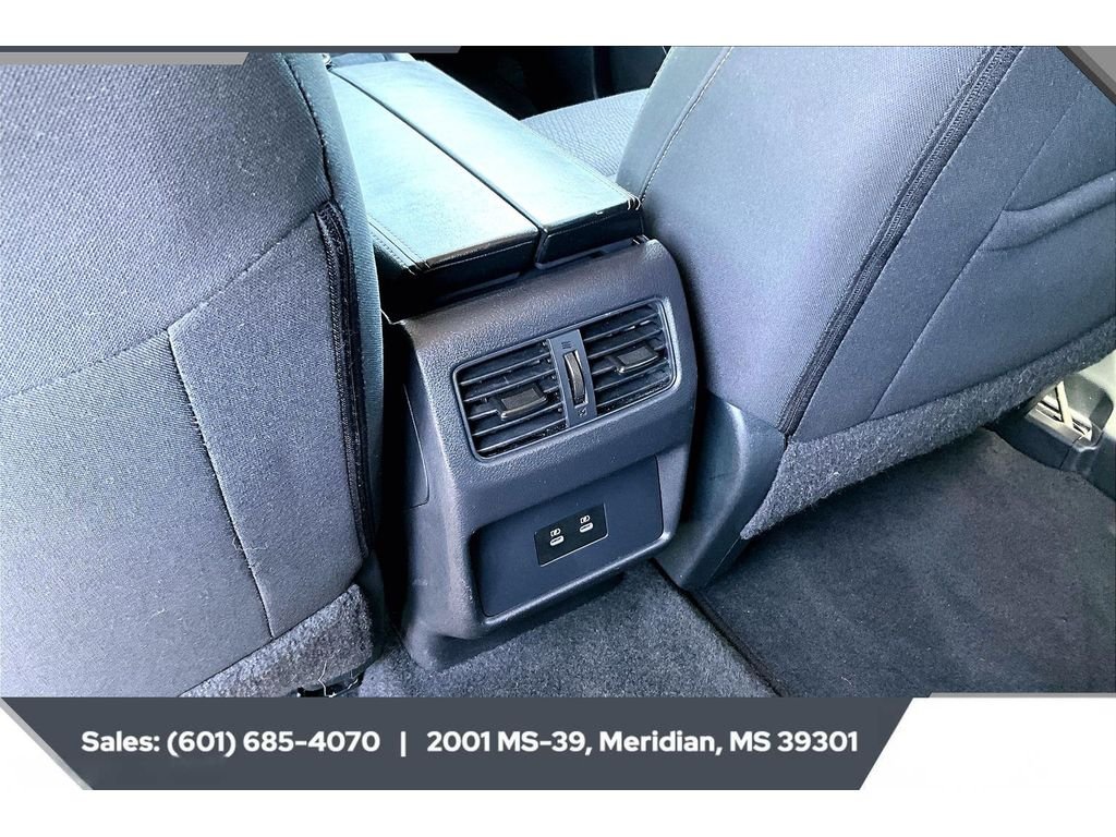 2024 Nissan Rogue SV - Photo 24
