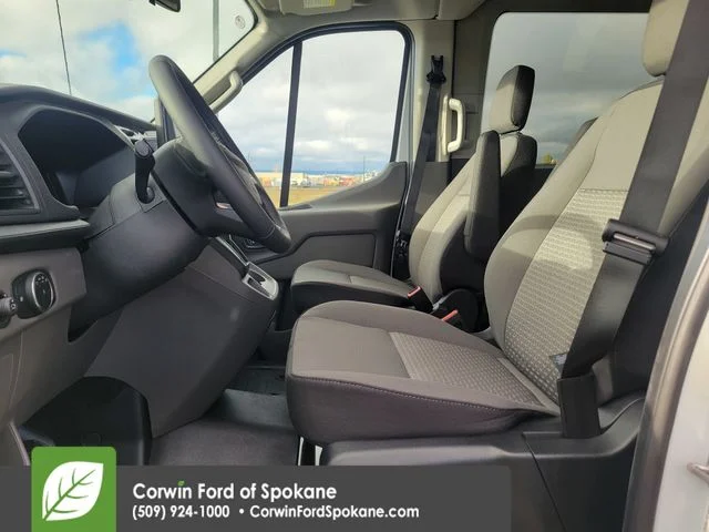 New 2026 Oxford White Ford XLT image 2