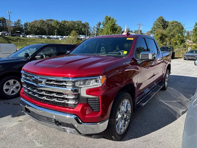 Used 2023 Red Chevrolet LTZ image 4