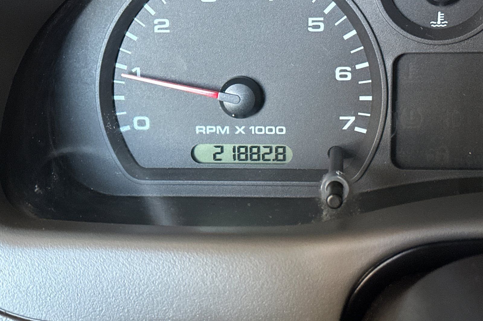 Used 2009 Silver Ford  image 20