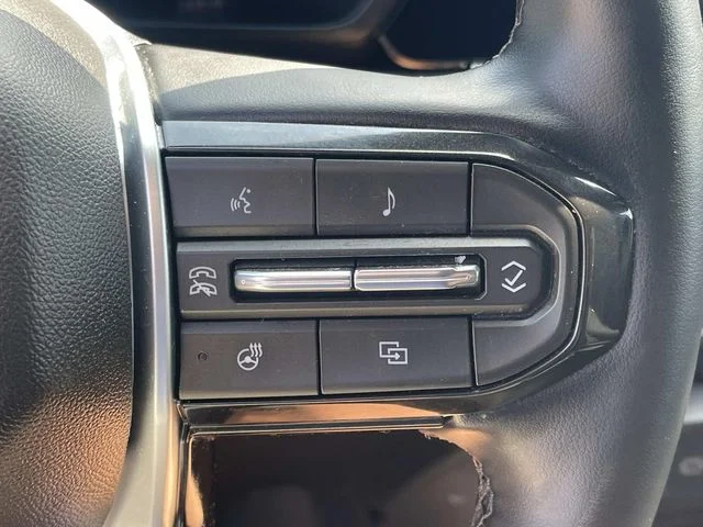 Used 2026 White Chevrolet Trail Boss image 35