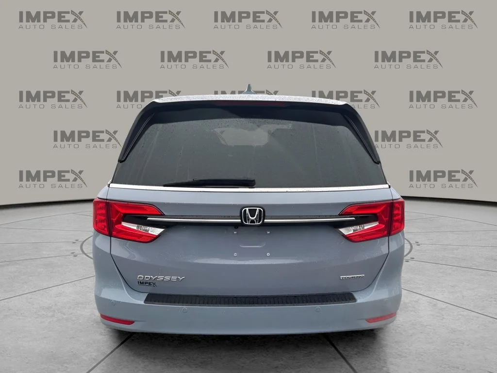 Used 2023 Blue Honda Touring image 4