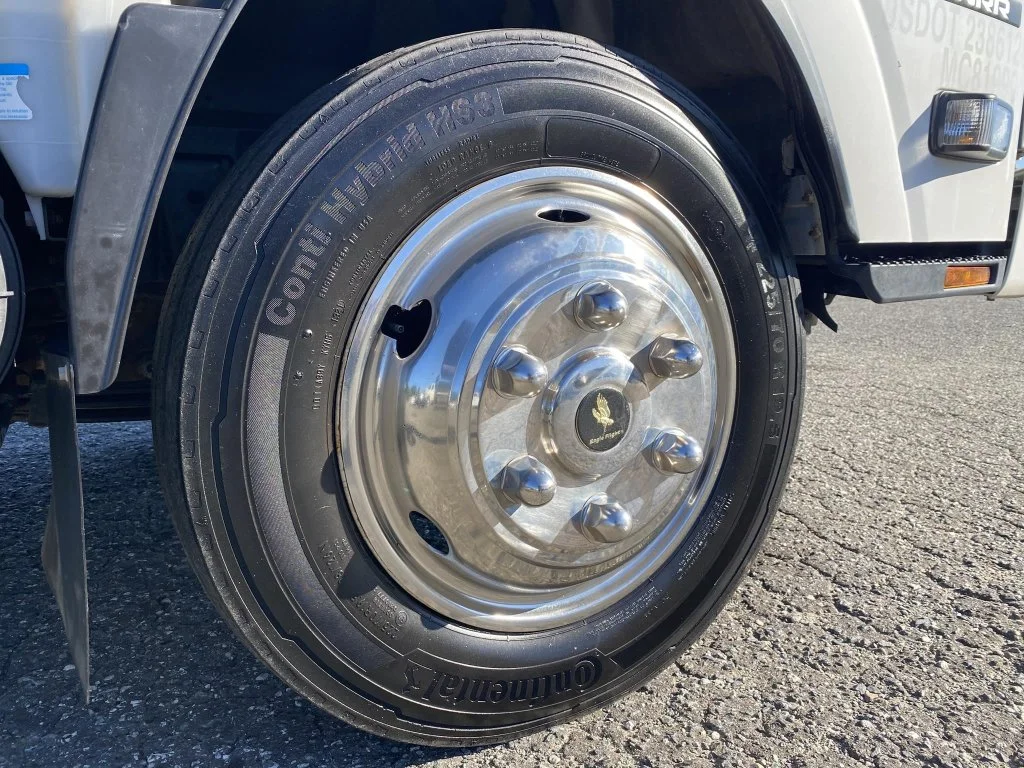 Used 2019  Isuzu Rollback image 64
