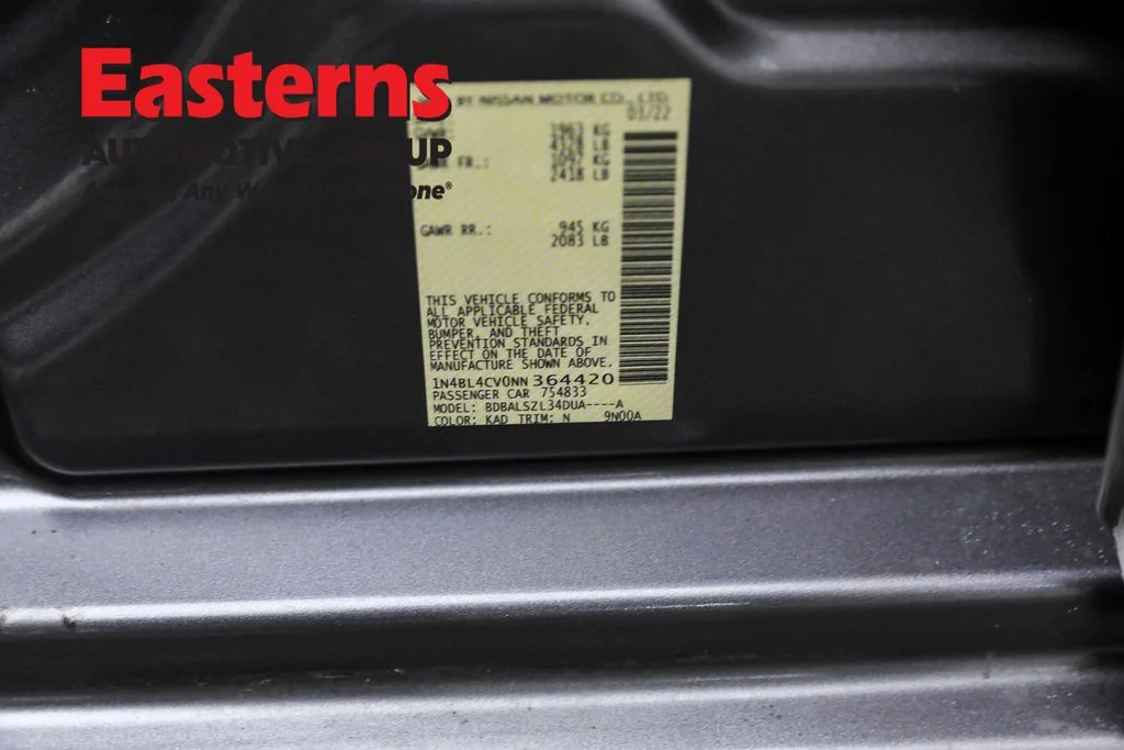Used 2022 Gray Nissan 2.5 SR image 32