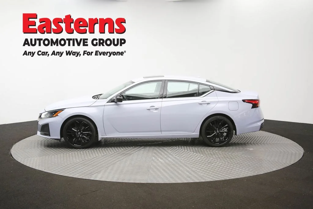 Used 2023 Gray Nissan 2.5 SR image 61