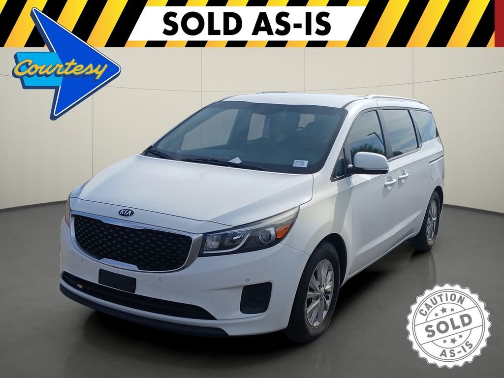 Used 2017 White Kia LX image 3