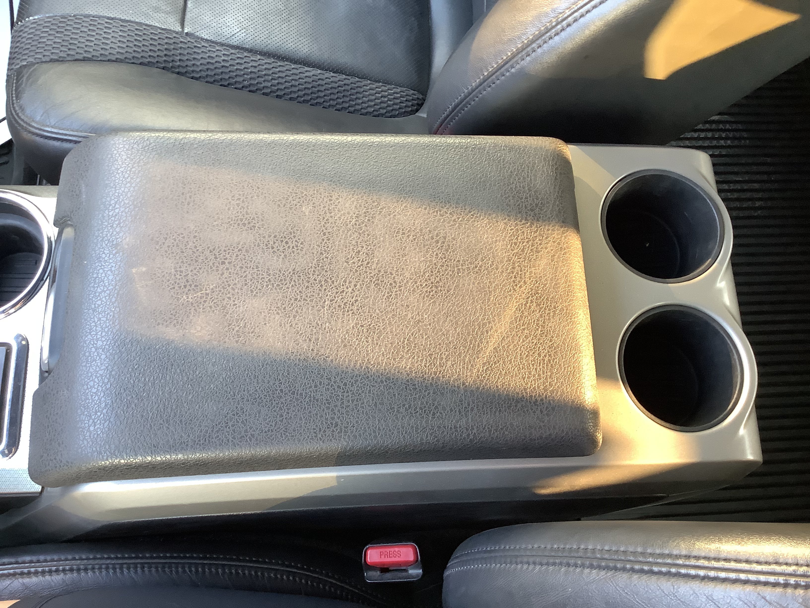 2011 Ford F-150 photo 12